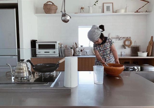 日本主妇带娃一日三餐,日本孩子做家务