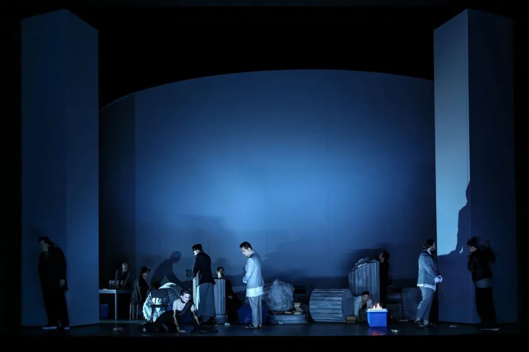 SebastianHannak/震撼心灵的舞台空间美学