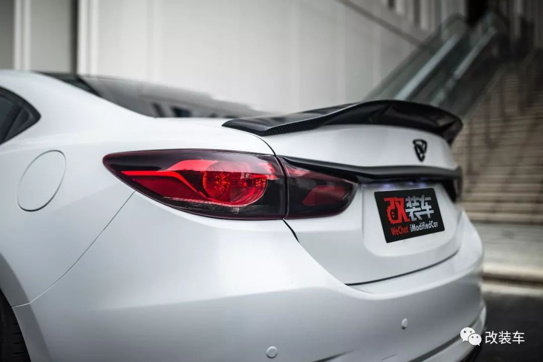 优美的线条暗藏着什么动机？