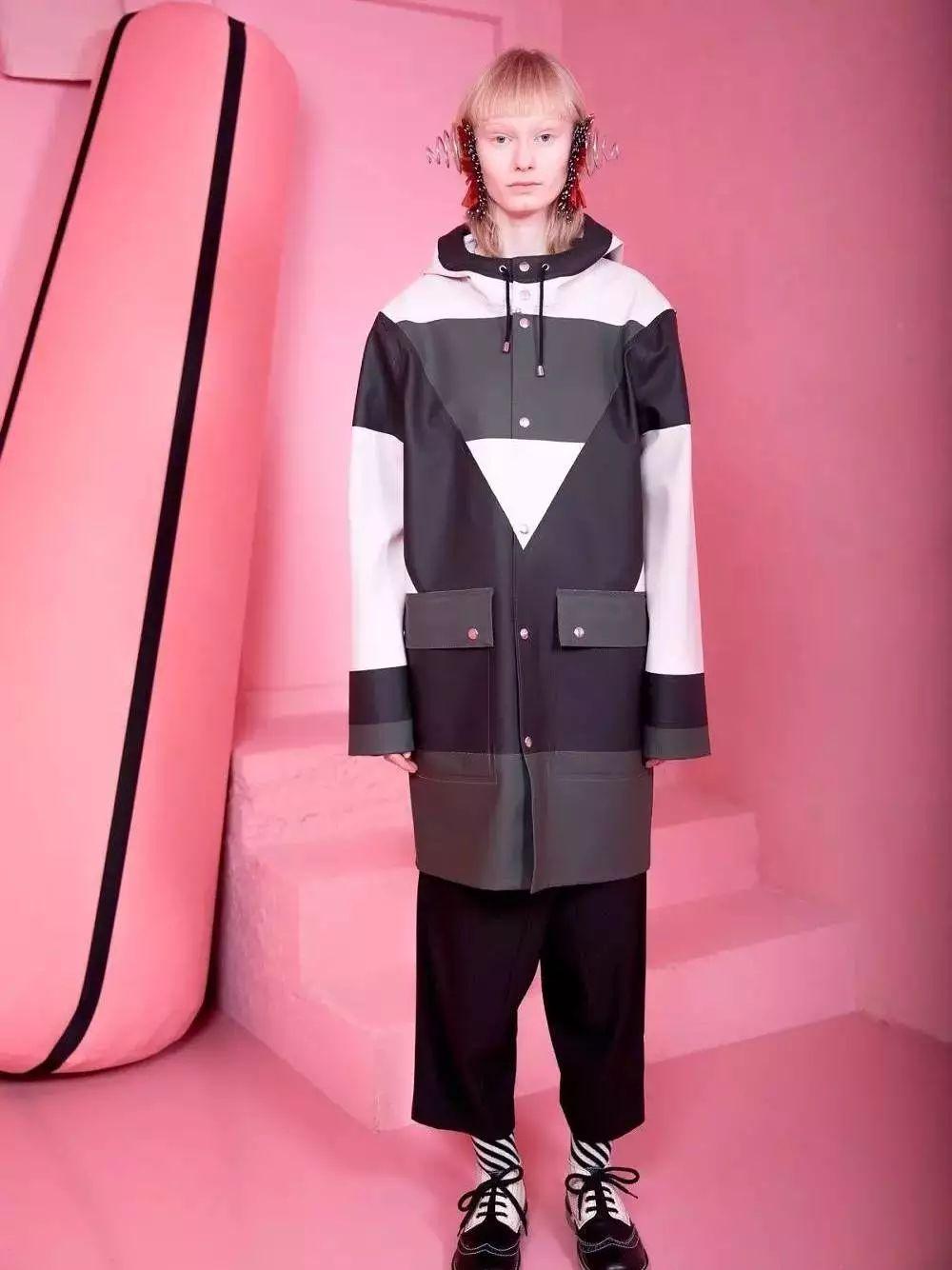 答应我，就算*裤内**晒不干，雨季也不能瞎穿！