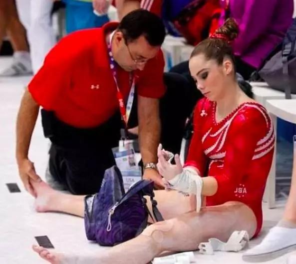 最终被判刑175年!白衣天使心中却住着恶魔,性侵超156名女童