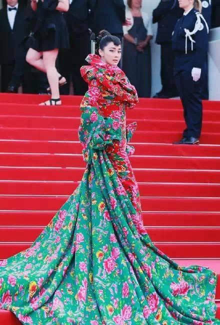 吴卓羲和张馨予怎么回事,吴卓羲张馨予怎样分手的