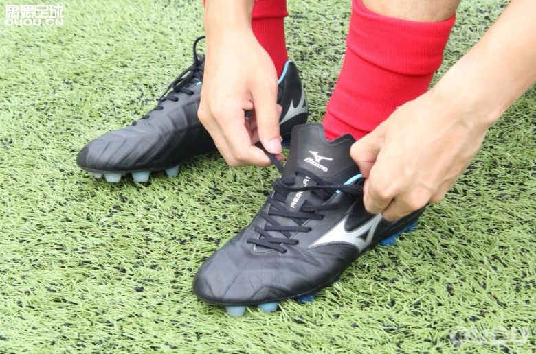 美津浓rebula3v2,美津浓rebulav1怎么样