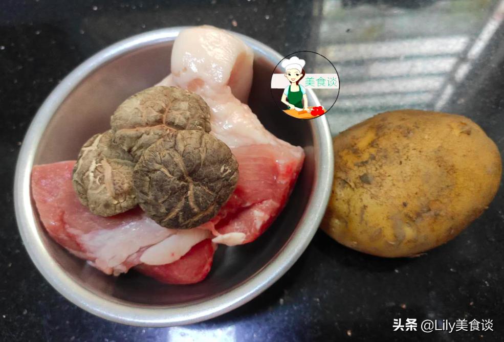 土豆要蒸多长时间才能变成土豆泥,土豆蒸了怎样弄最好吃最简单