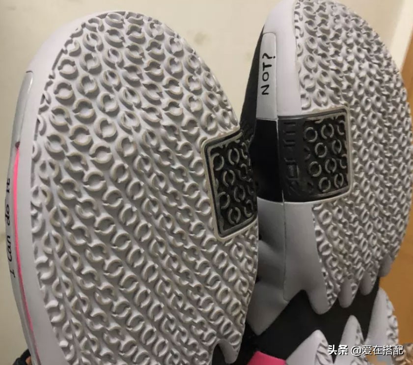 威少2气垫破了能修复吗,威少二前脚掌气垫鼓包