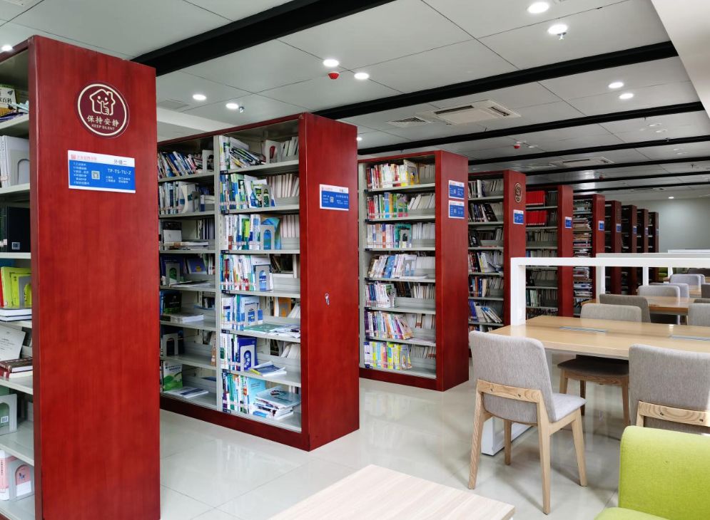 疫情防控不断档周末服务不打烊,突如其来的疫情打乱了工作的节奏