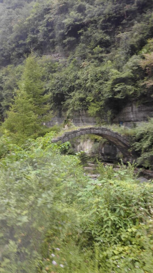 西漂湾瀑布群,建始西漂湾瀑布群