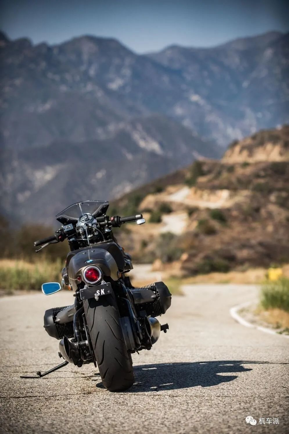 定制|“TheWal”手工大神打造的末日风宝马R18