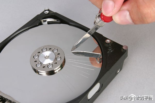如果你比较注重数据隐私，这7个硬盘销毁的方法，请一定记住！
