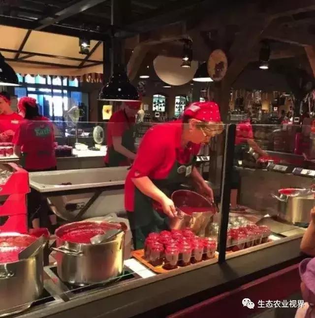 用一颗草莓吸引5百万游客,开5家主题乐园、4家超市、300个草莓屋