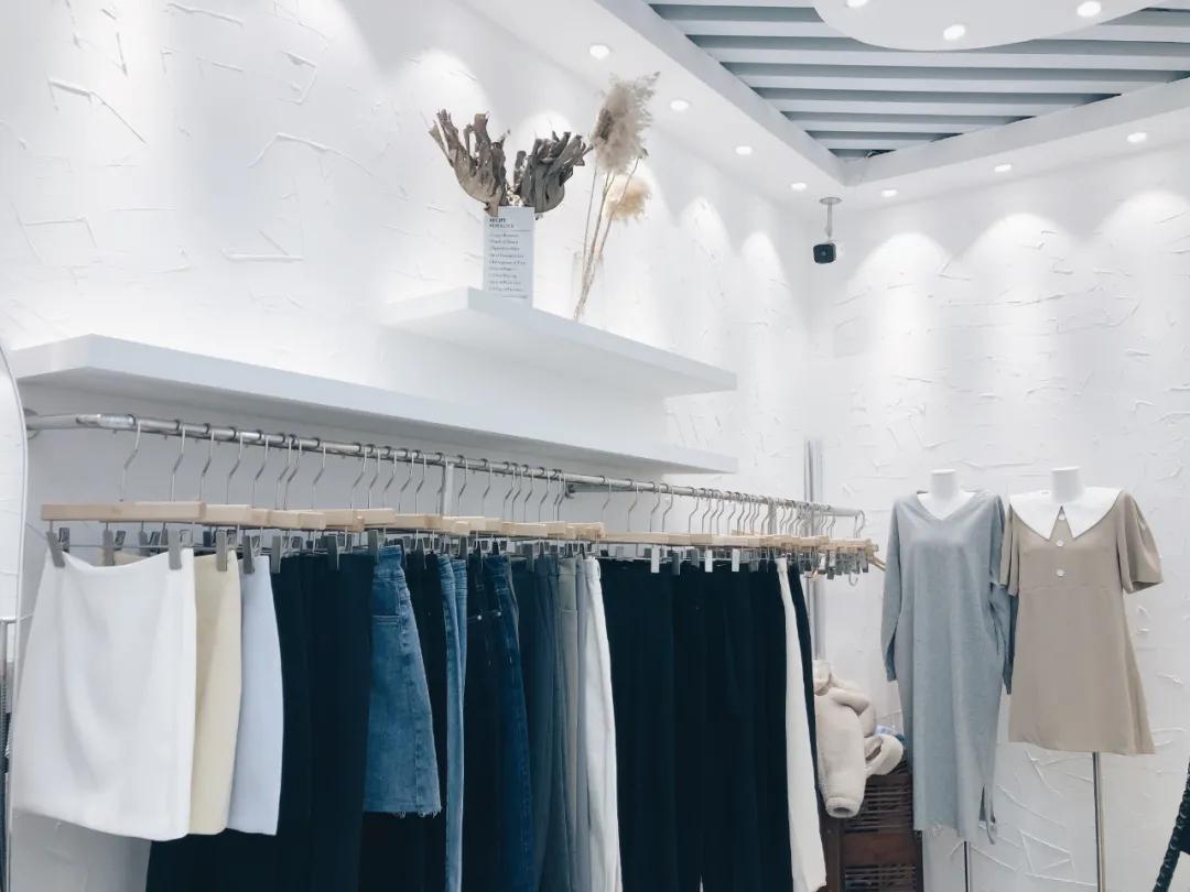 乌鲁木齐九鼎服装批发市场价格,乌鲁木齐批发服装便宜的地方2-3元