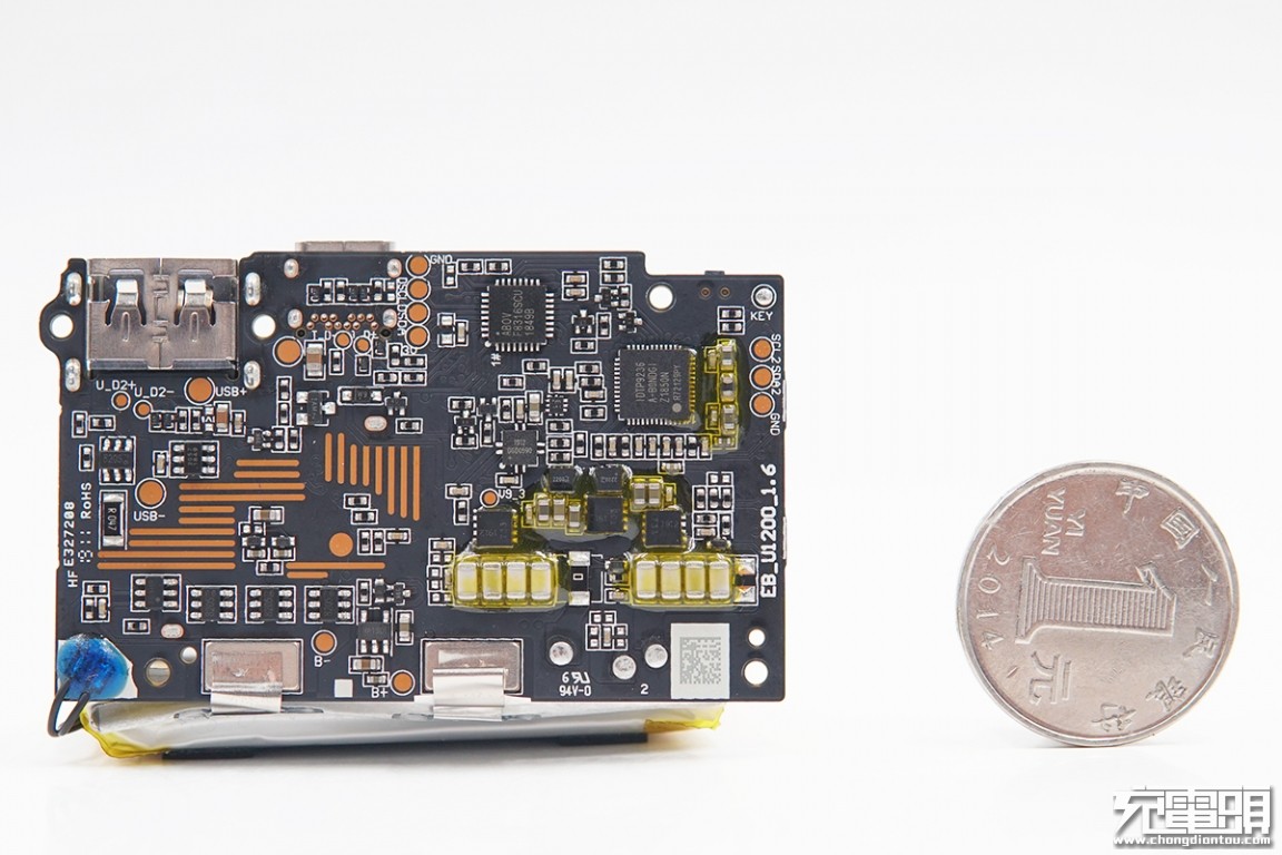 支持三星25w的移动电源,三星20000mah移动电源拆解