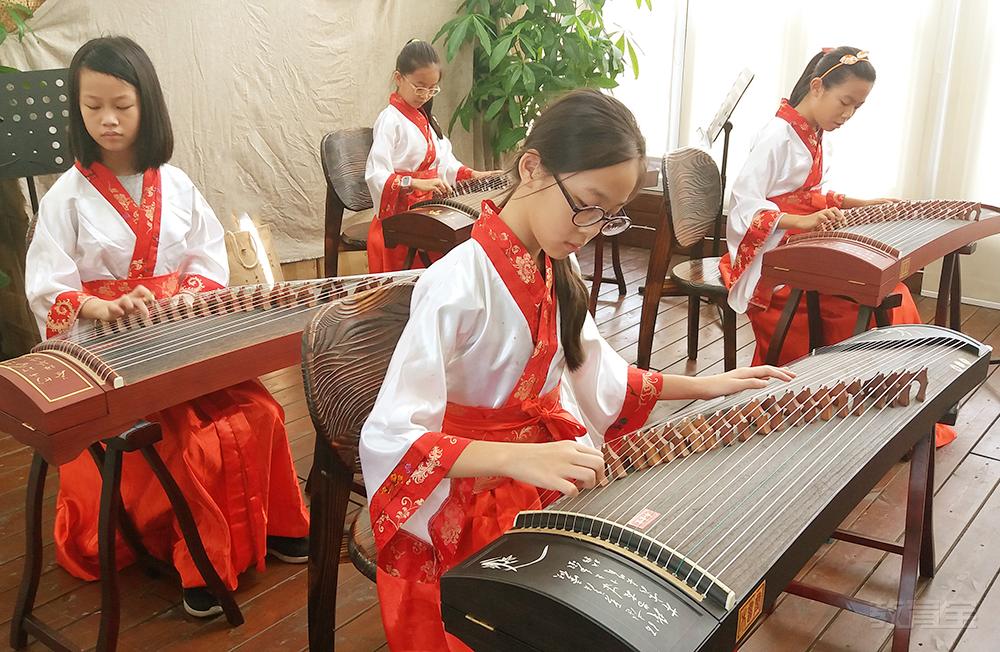 古筝初学者入门指法视频教程,古筝零基础初学入门简谱视频