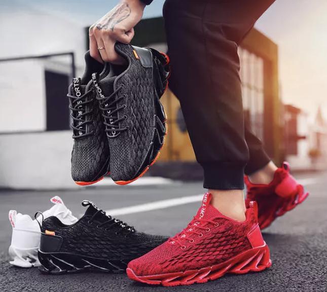 美国阿迪感到了压力！中国战狼刀锋鞋负重前行，国产跑鞋弯道超车