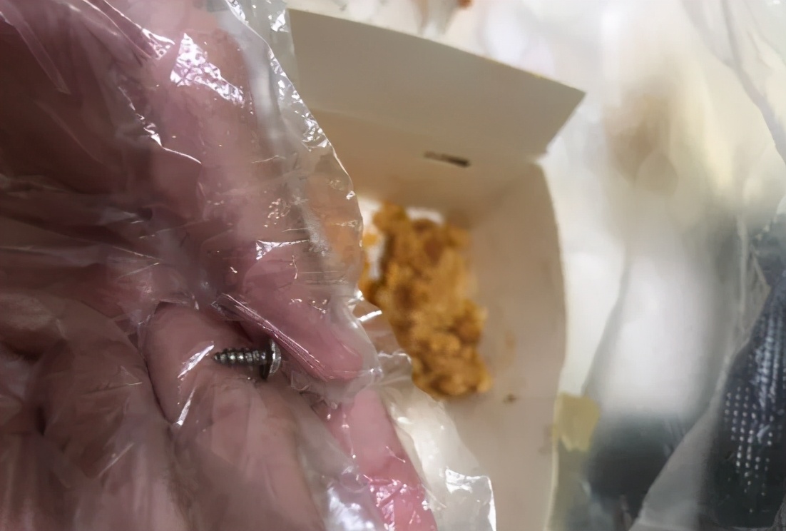 网红炸鸡店被曝光,外卖黑心商家食品曝光