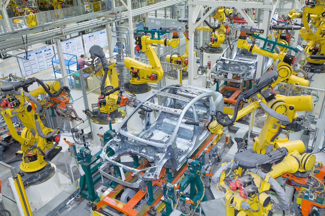 辽宁工业游典范：大学生眼中的汽车制造——上汽通用北盛汽车工厂