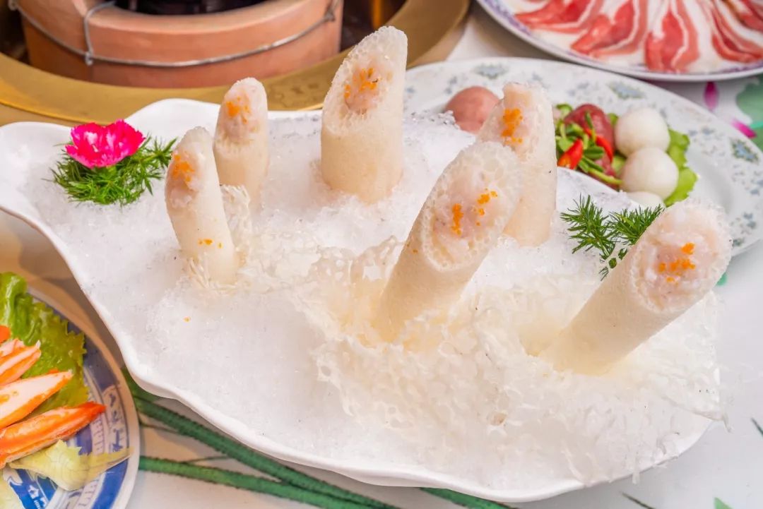 排爆新天地！魔都港式火锅界杀出黑马，开卖「澳洲青龙黄金锅」