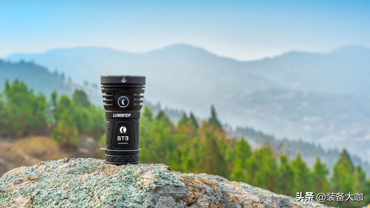 三眼小钢炮手电筒亮吗,三眼小钢炮强光