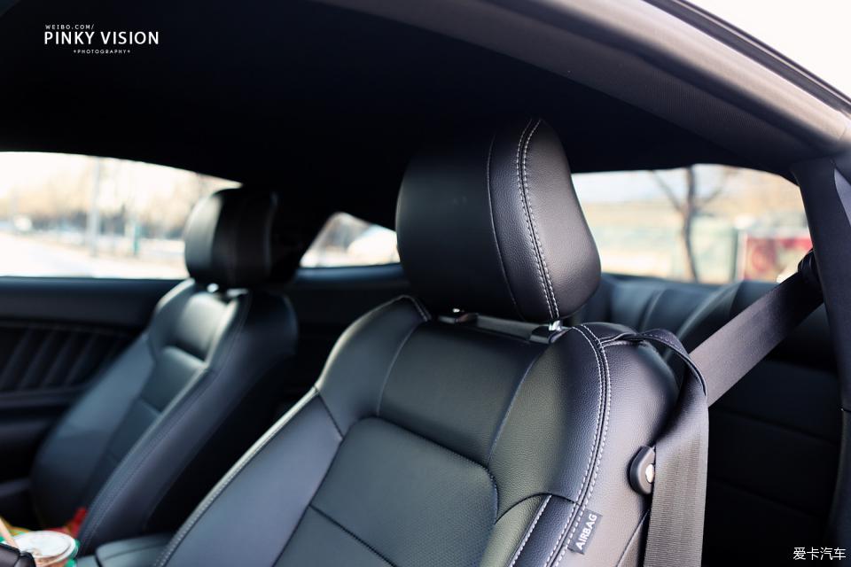 野马mustang宝石红,mustang提车真实评价