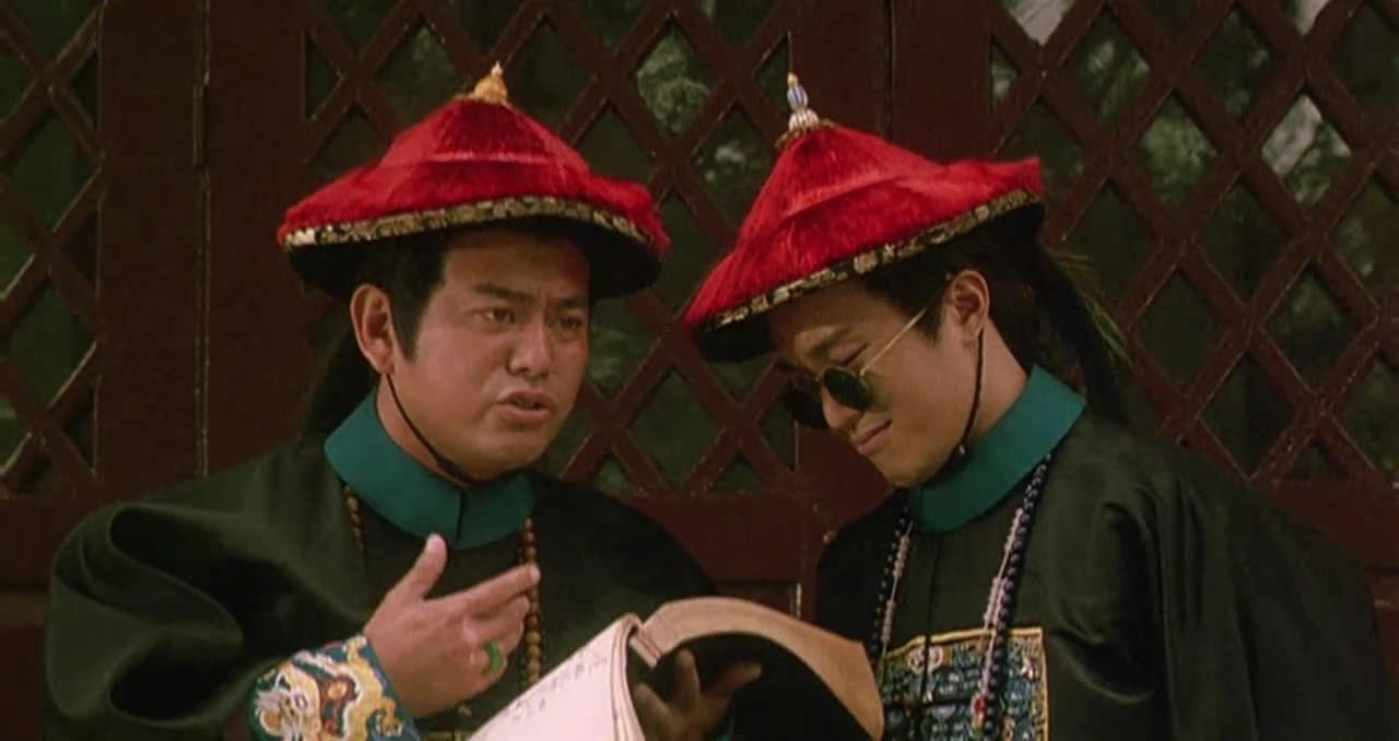 鹿鼎记抄鳌拜家产,鹿鼎记韦小宝大骂鳌拜结果惨了