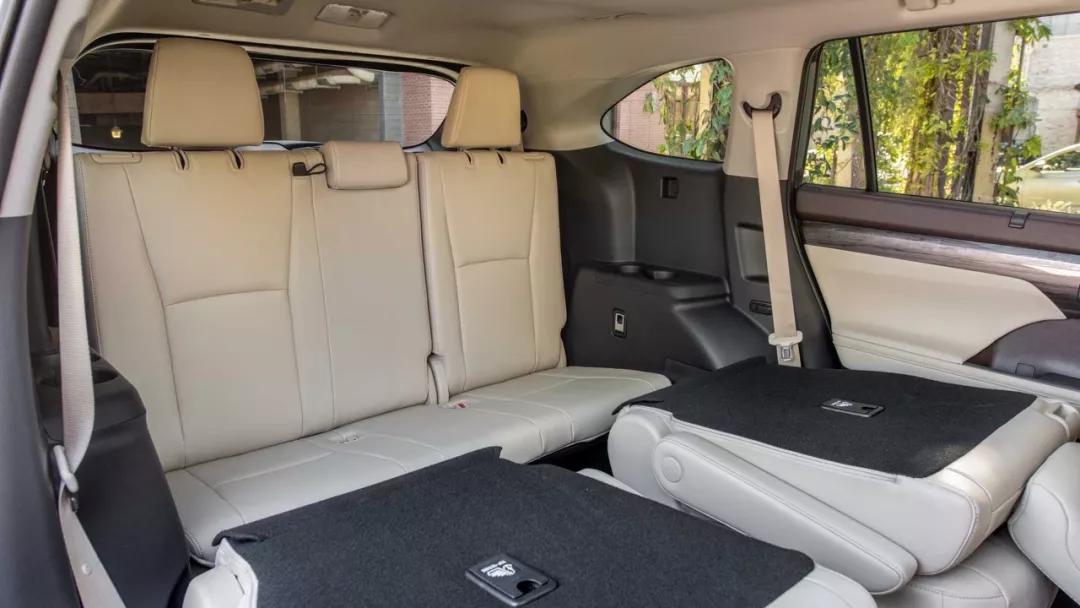 试驾汉兰达2022款,汉兰达两驱精英7座试驾视频