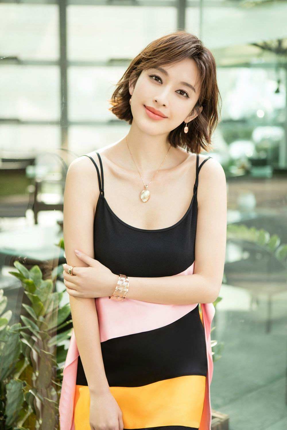 来自广西桂林，36岁张俪真的太美，必须用“宅男女神”４字形容