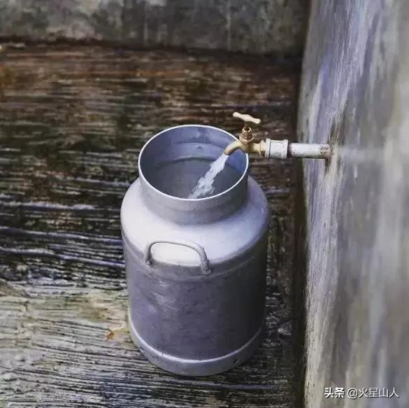 六岁小男孩，用零花钱给非洲挖了1000多口井，让85万人喝上干净水