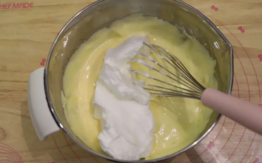 奶油鲜花蛋糕图片,鲜花奶油生日蛋糕