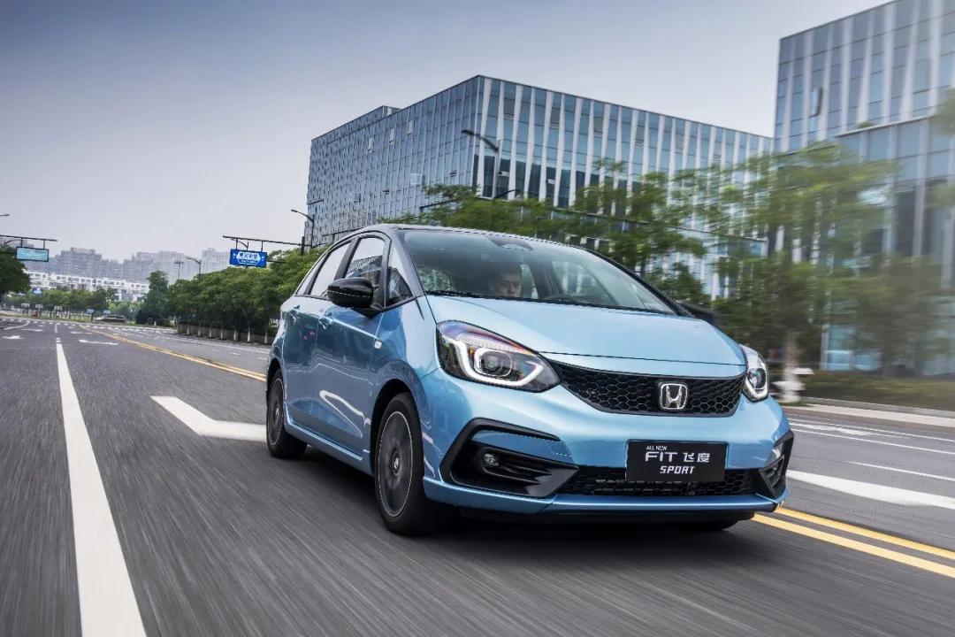 小型汽车的底盘都多高,小型车底盘