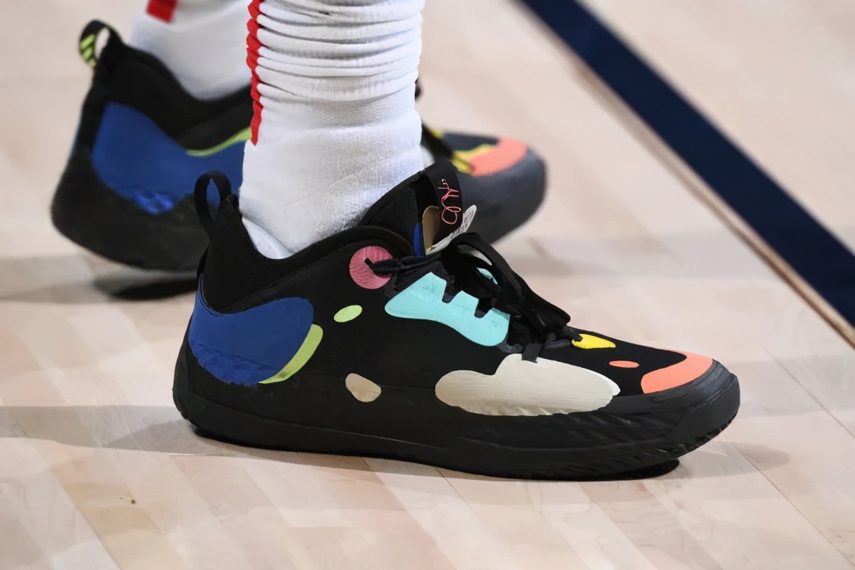 nba球员上脚dunk,nba上脚球鞋哈登5