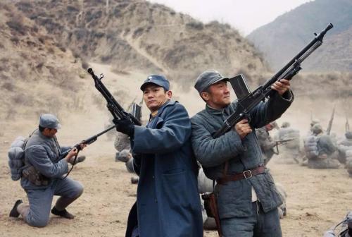 捷克zb26轻机枪原版玩具测试,二战捷克斯洛伐克zb37轻机枪