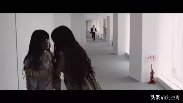 讲述换脸的电视剧,电影解说女人整容时的场景