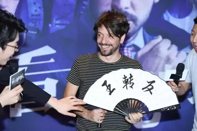 悬疑案件推理电影看不见的客人,西班牙电影看不见的客人