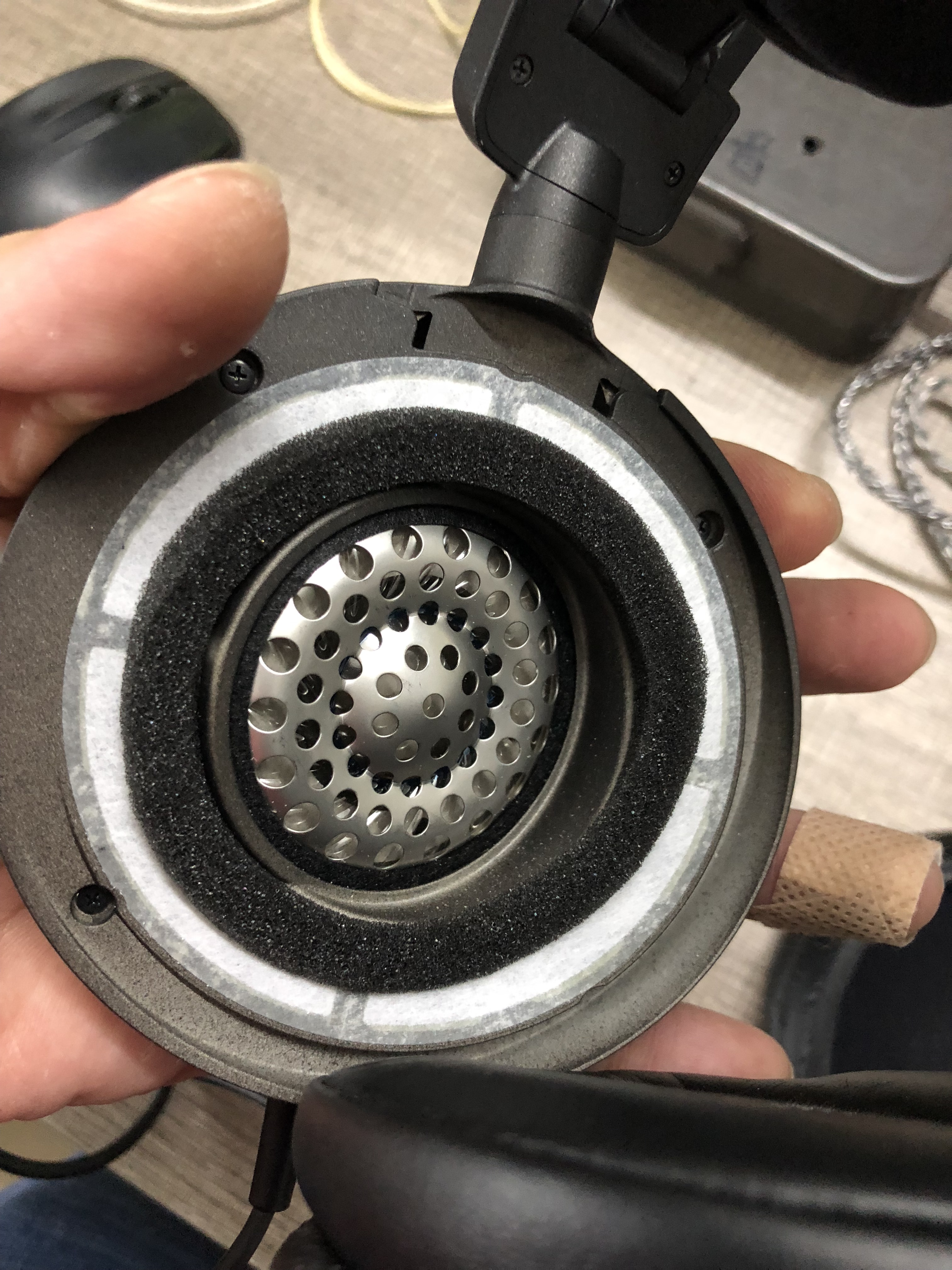 铁三角头戴式耳机型号有什么区别,铁三角ad2000x对比a2000z