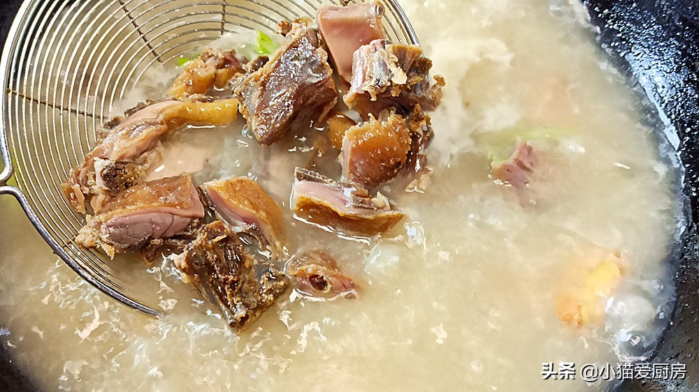 腊鸡怎么做好吃又简单微辣,腊鸡怎么炖汤营养好喝