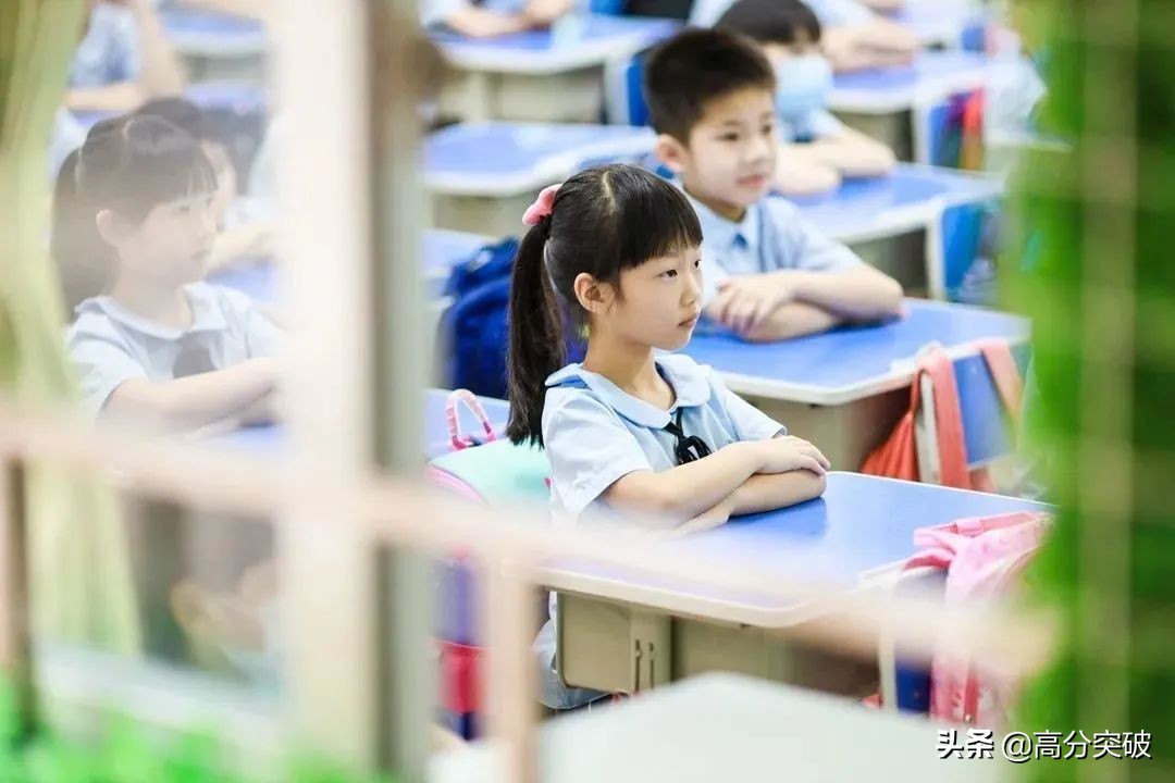 开学复课进行时,开学季告别暑假回归校园