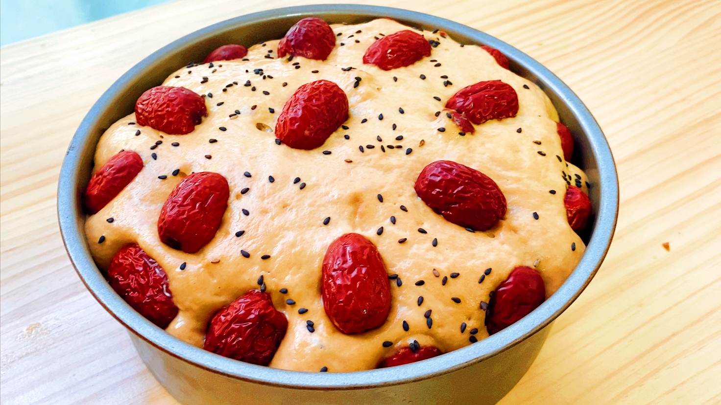 玉米发糕怎么做才不会有酸味,发糕发酵过头有酸味还能吃吗