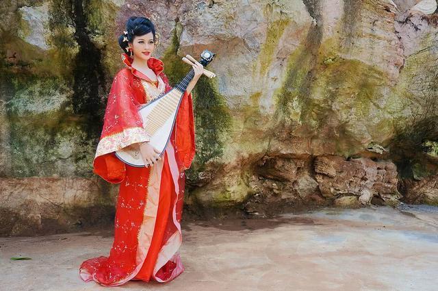 3首写南京的千古绝唱，文辞美韵味佳，千年文化在诗中