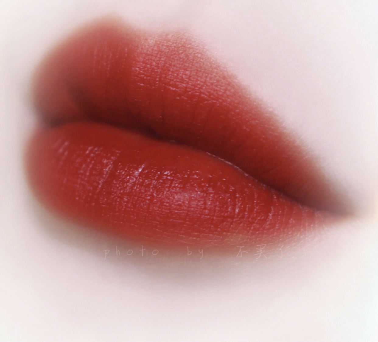 推荐一款超级显白又好看的颜色,显白效果最好单品