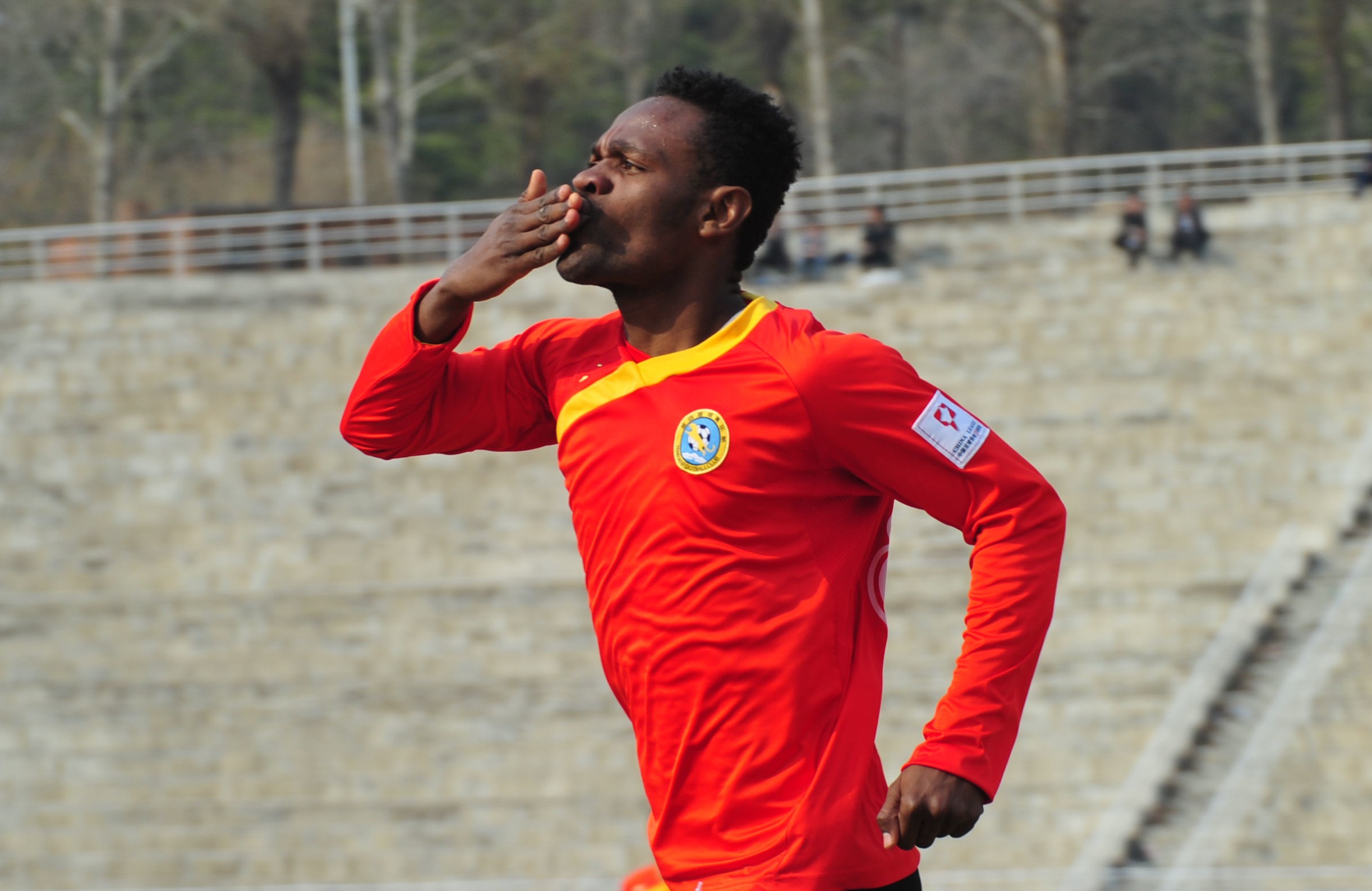 中甲赛场历经磨难，“长白虎”要想寻求好的活法唯有——主场为王！请看延边职业足球风云录（连载21）