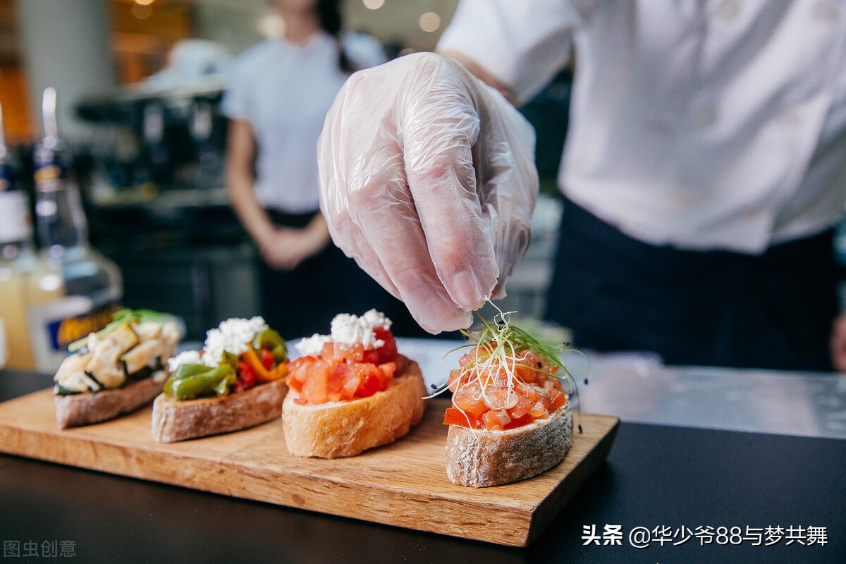 餐厅服务员点菜操作流程视频,餐厅服务员点菜技巧及用语流程