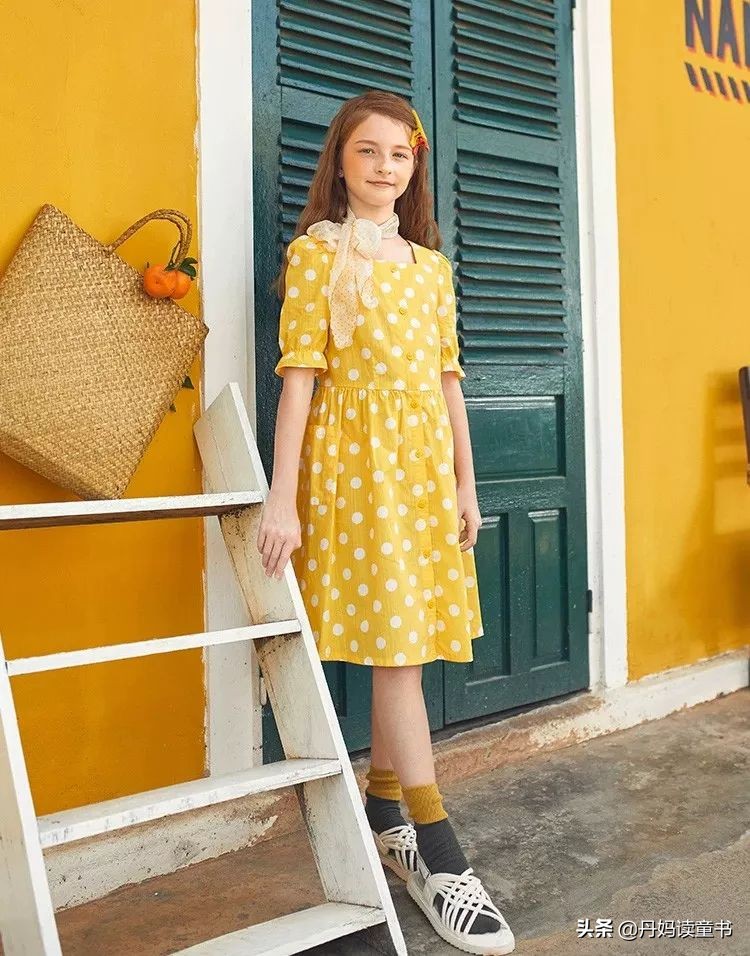 夏季流行的裙子童装,夏天连衣裙短袖童装
