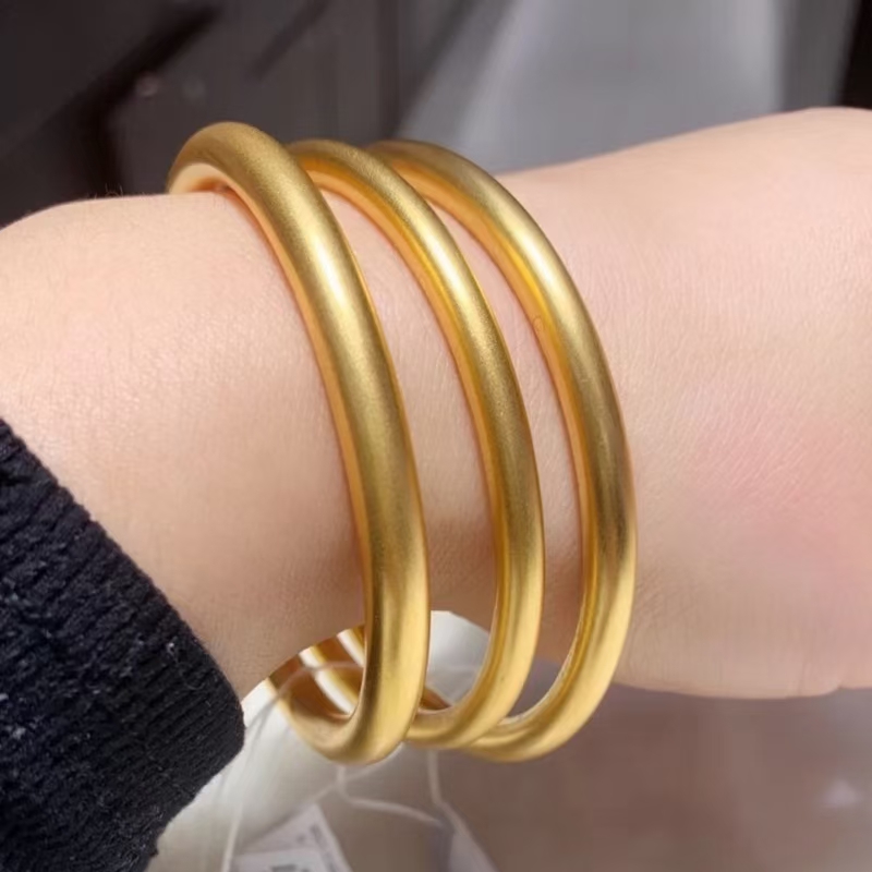 黄金首饰的出售价格表,今日买黄金首饰实体店价格