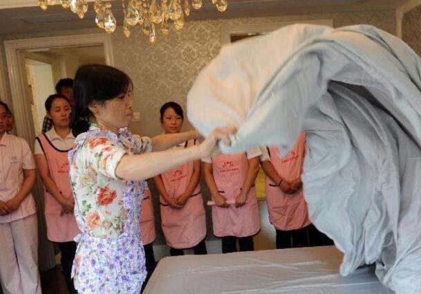 菲佣和菲佣有什么区别,为什么菲佣可以在香港工作