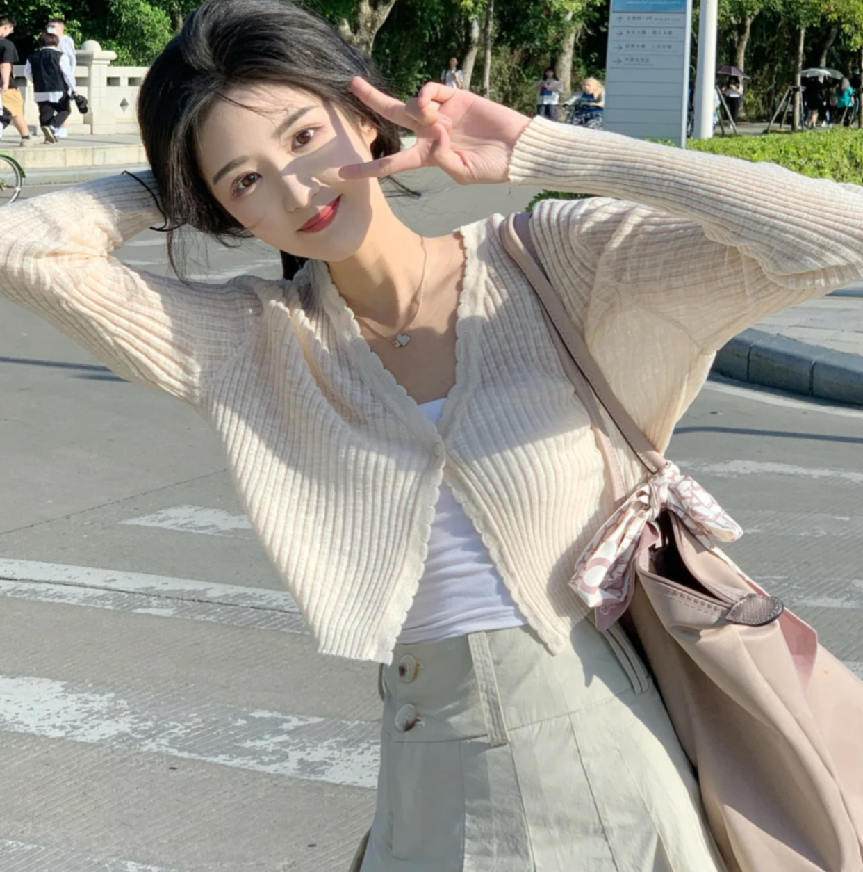 嘉兰杜汀防晒霜有几个版本,嘉兰杜汀防晒霜太香了