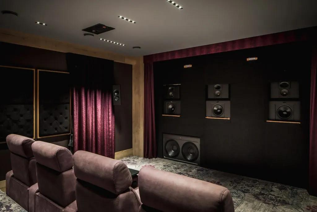 家庭影院低音炮声音小怎么回事,家庭影院低音炮不响怎么办