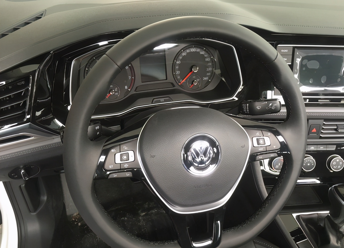 速腾卓越值得买吗,速腾车值不值得买