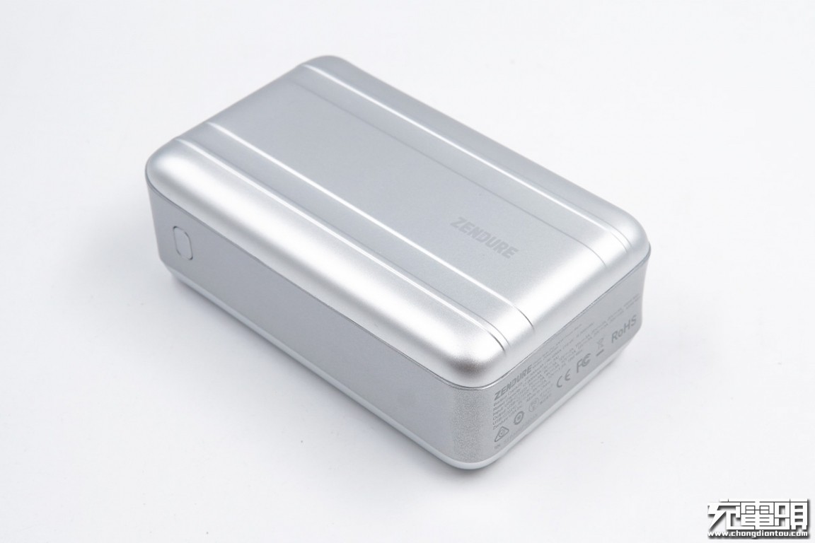 征拓20w快充拆解,征拓100w桌面充电器