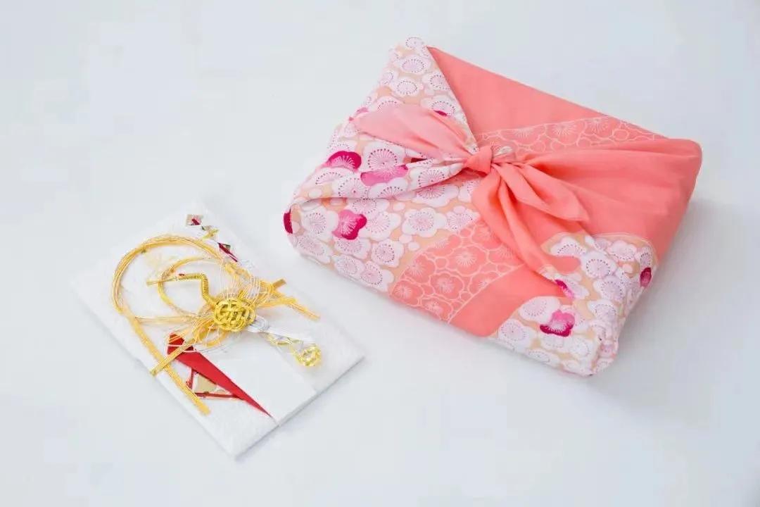 日本|它是一块布但不仅仅是块布