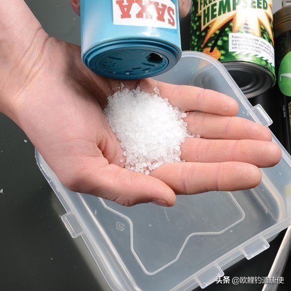 老外钓鱼打窝,老外打窝钓鱼视频大全